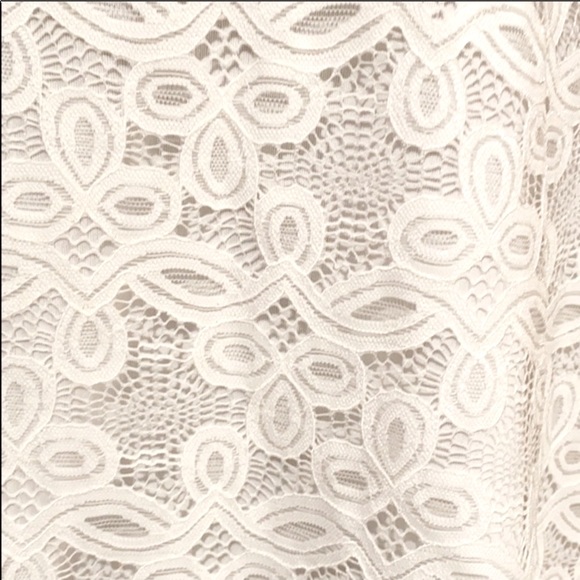 White Lace Top!!! ...like NEW!!! - Picture 2 of 8